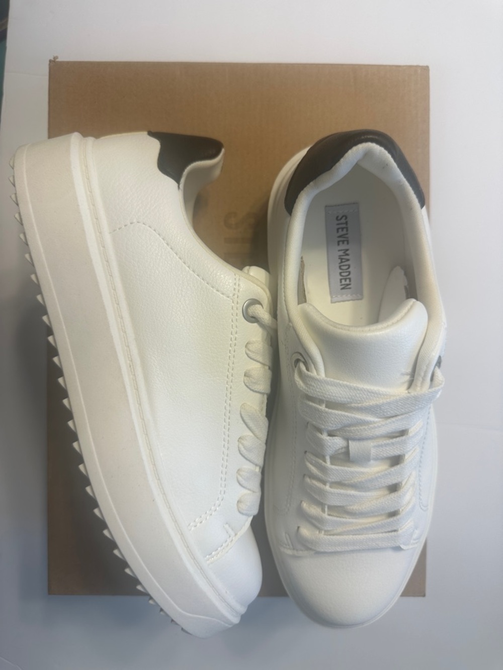 BNIB Steve Madden Sneakers